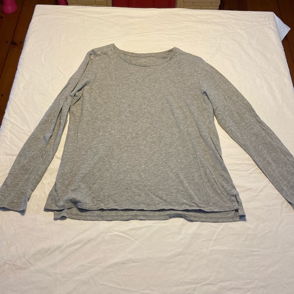 Women’s L long sleeve crewneck